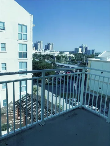$3,000 | 7275 Southwest 90th Street, Unit C514, Miami, FL 33156