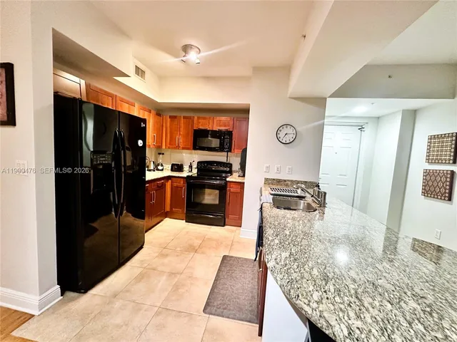 $3,000 | 7275 Southwest 90th Street, Unit C514, Miami, FL 33156
