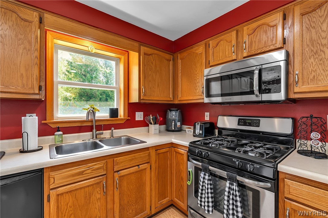 2995 Valley View Lane Sheldon, NY 14145 - Photo 14 of 50