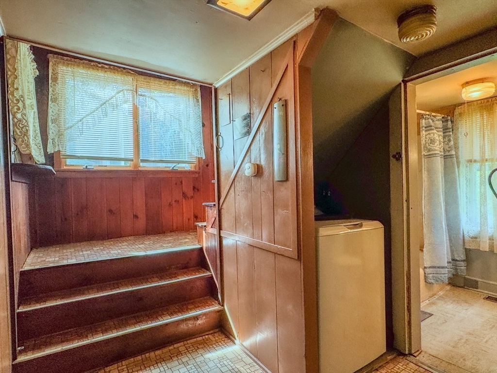 294 Capt Beers Plain Road Northfield, MA 01360 - Photo 18 of 41 a view of entryway