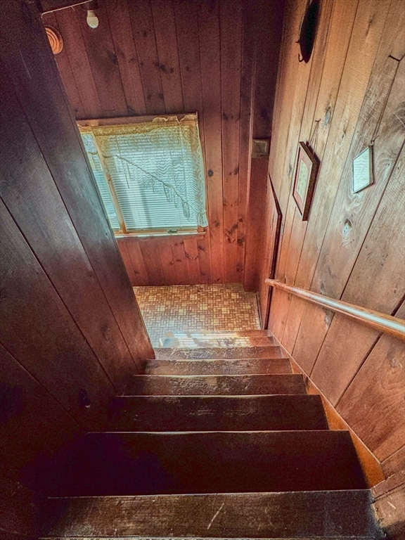 294 Capt Beers Plain Road Northfield, MA 01360 - Photo 30 of 41 a view of entryway