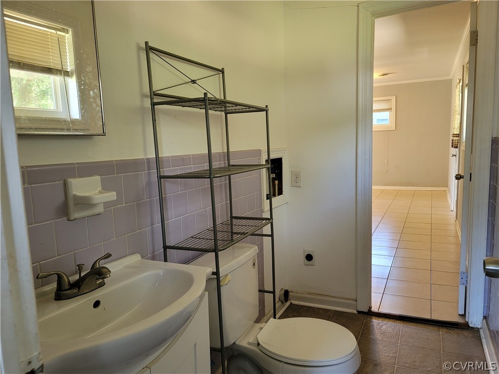 724 McDowell Road Richmond, VA 23225 - Photo 4 of 9 Gallery Image 4