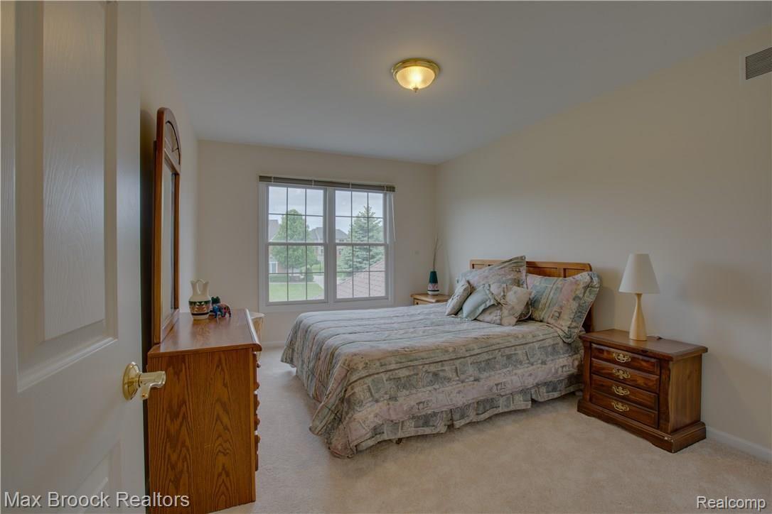 3991 Red Root Road Lake Orion, MI 48360 - Photo 32 of 46 M10A1527_3991 Red Root_.jpg
