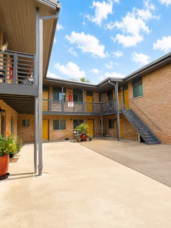 $875 | 4811 Oakland Street, Unit 10, Houston, TX 77023