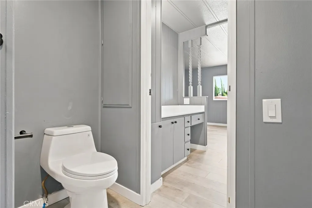 4000 Pierce Street, Unit 239 Riverside, CA 92505 - Photo 31 of 36 Primary suite