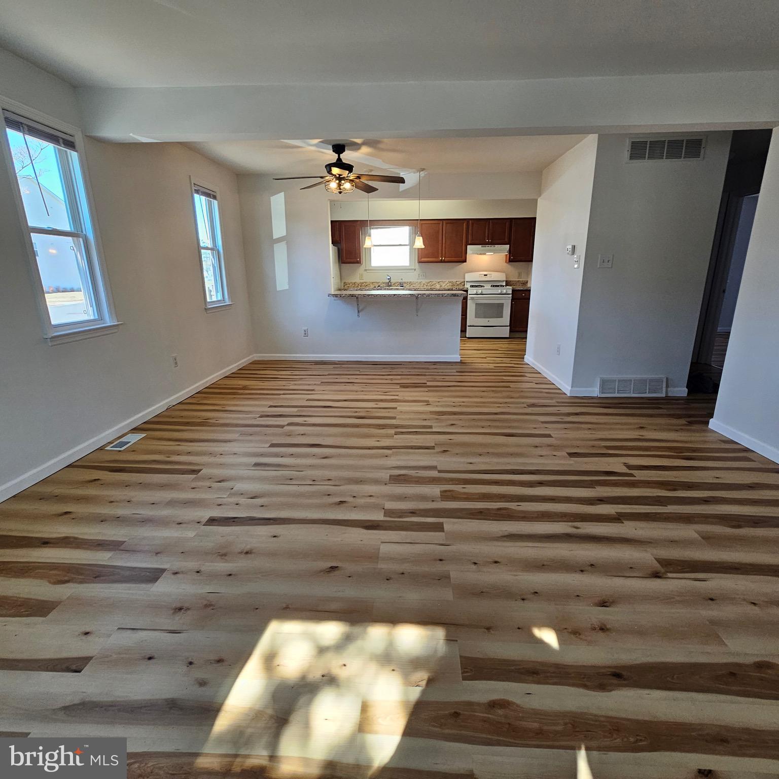 9 Cottage Gate Road, Unit A Sicklerville, NJ 08081 - Photo 5 of 20 Gallery Image 5