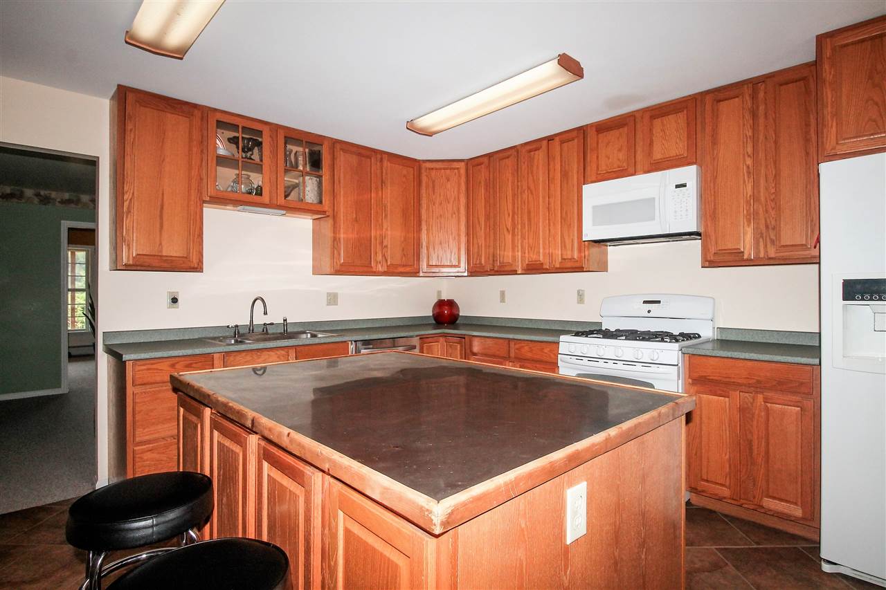 120 Tortolano Road South Royalton, VT 05068 - Photo 5 of 27