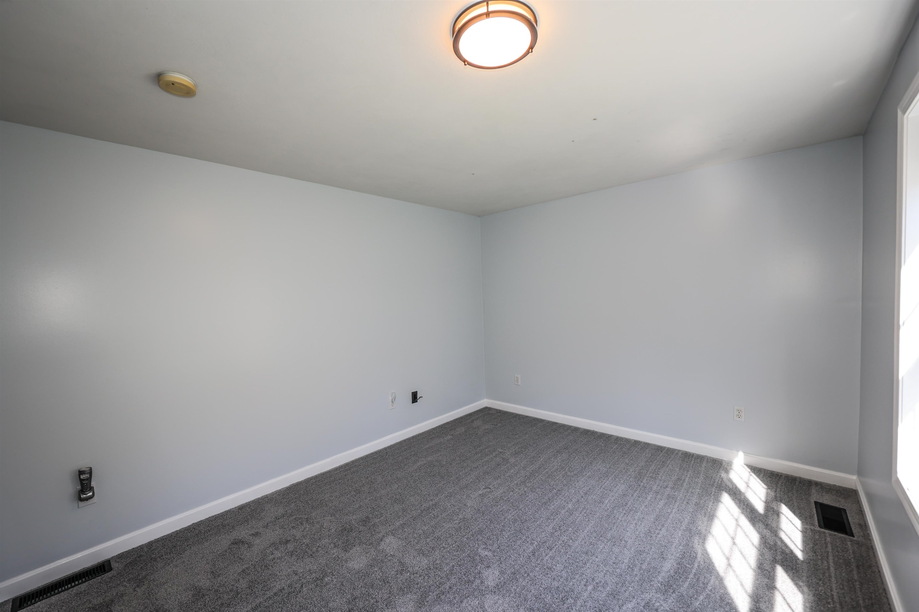 101 Litchfield Road Londonderry, NH 03053 - Photo 29 of 40