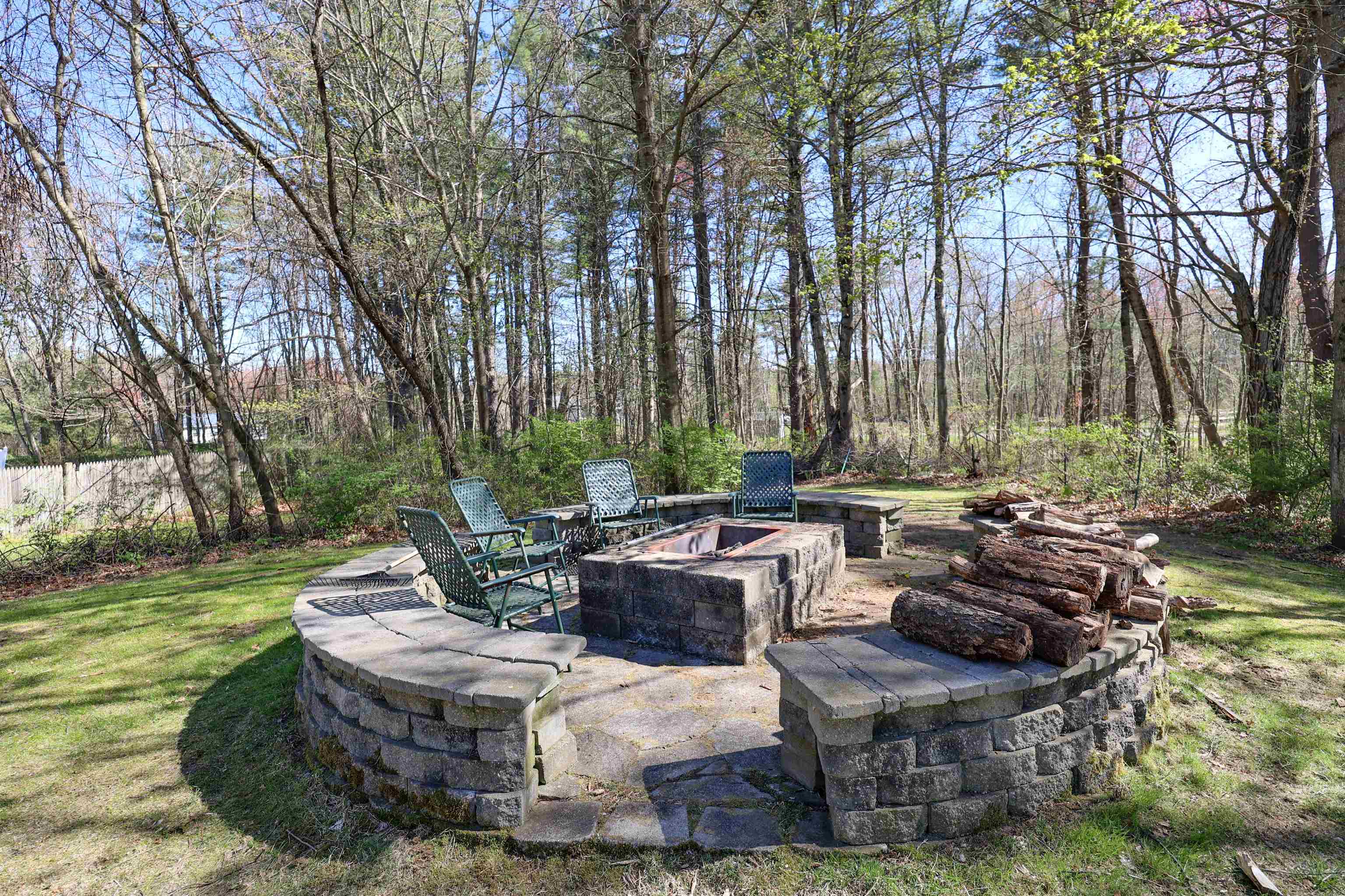 101 Litchfield Road Londonderry, NH 03053 - Photo 37 of 40