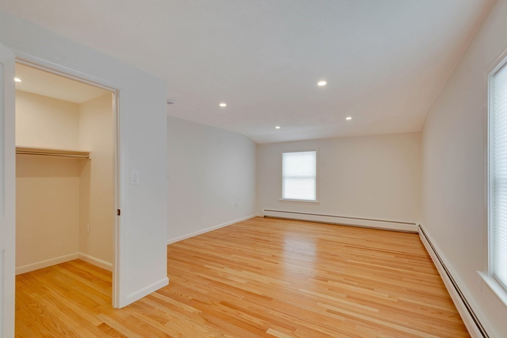 28 Lyme Road Newton, MA 02465 - Photo 15 of 20