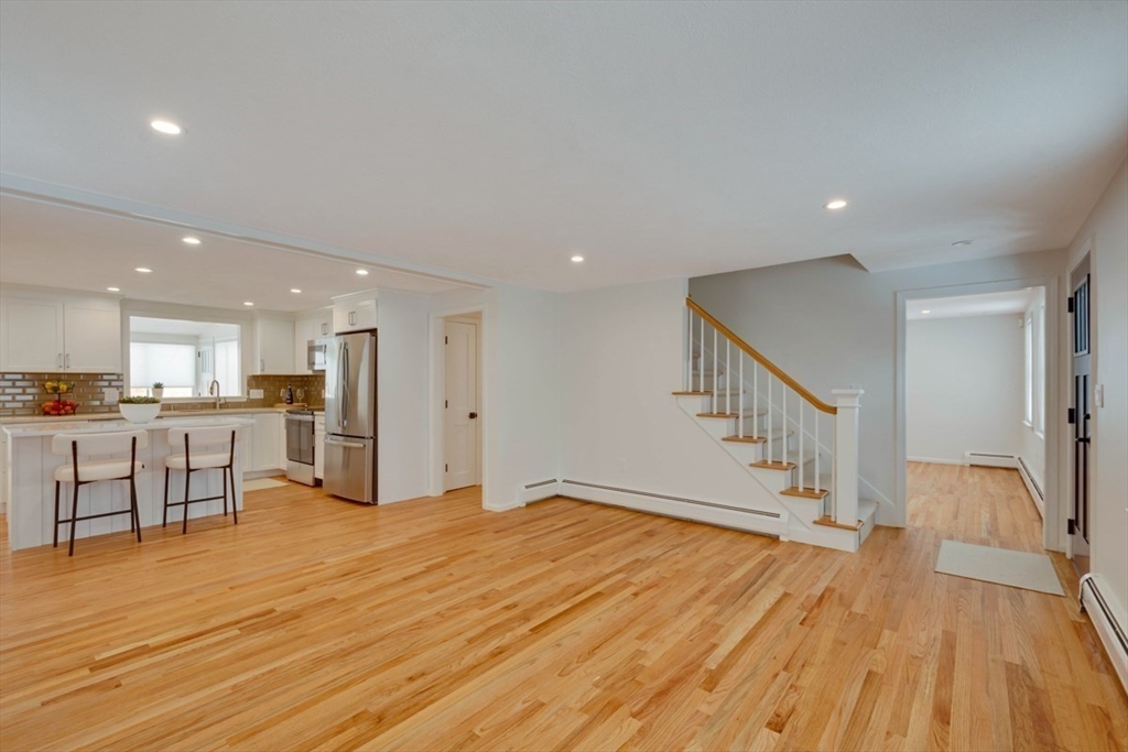 28 Lyme Road Newton, MA 02465 - Photo 10 of 20