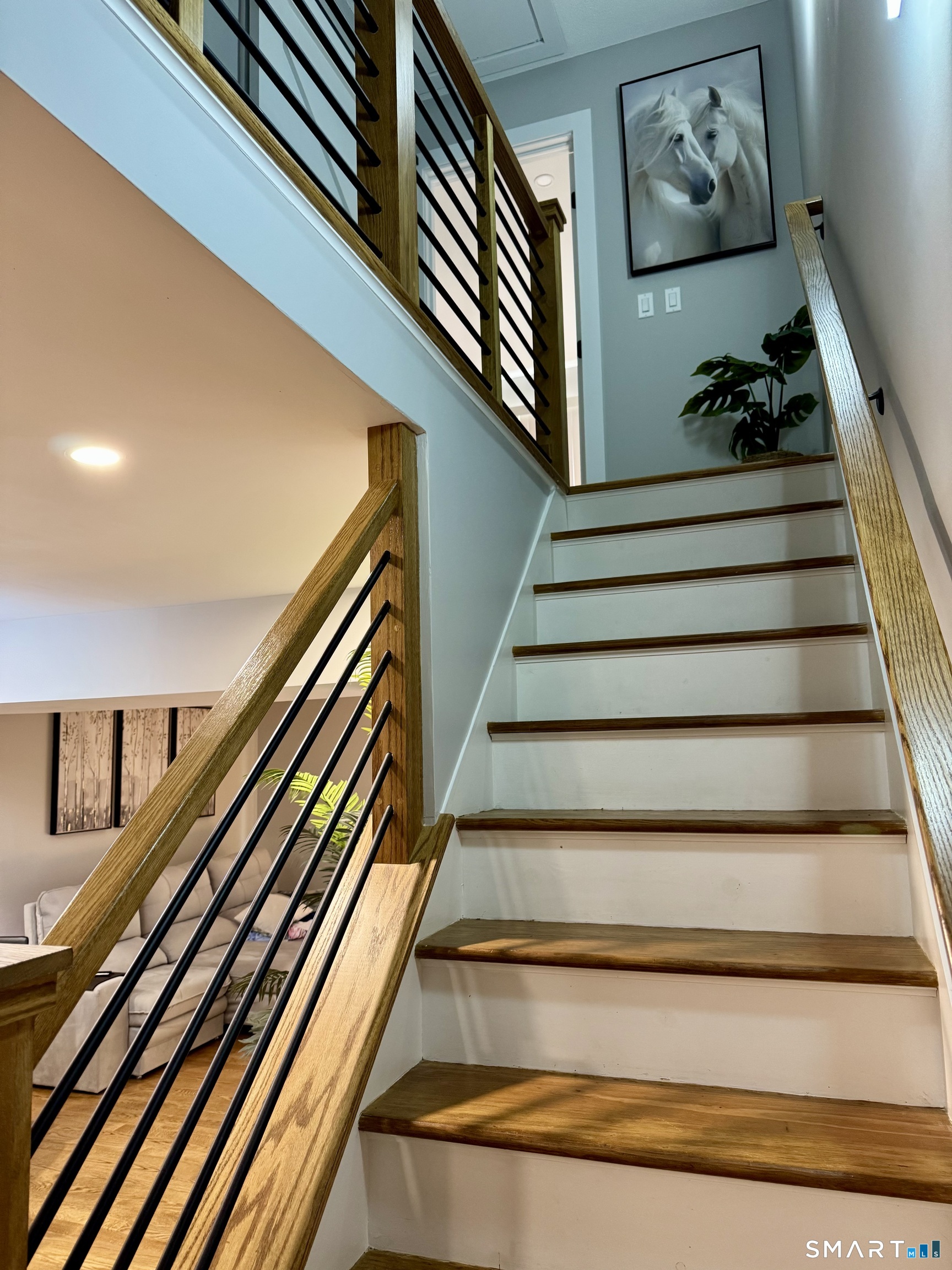25 Padanaram Road, Unit 63 Danbury, CT 06811 - Photo 4 of 29 a view of entryway