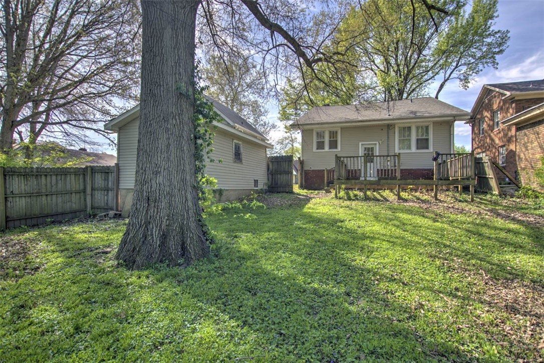 1336 Riverview Avenue Decatur, IL 62522 - Photo 16 of 22
