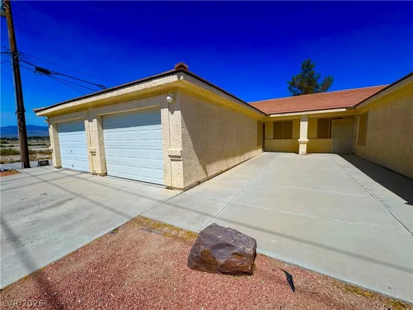 $1,200 | 1800 East Ambush Street, Unit 2, Pahrump, NV 89048