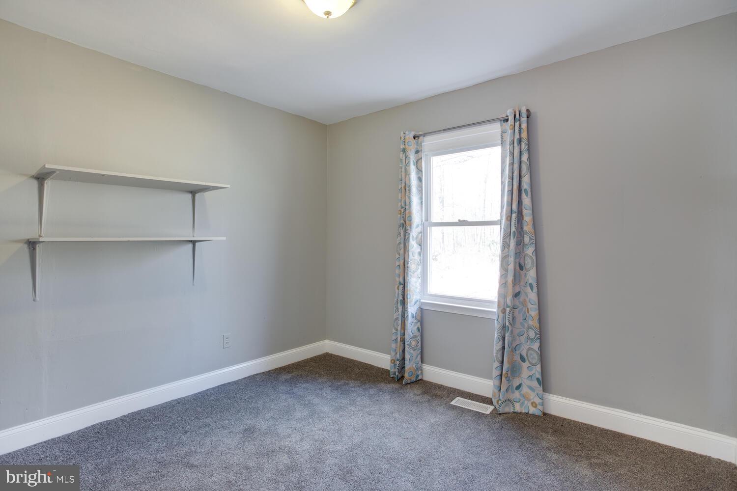 915 Forrester Road Churchton, MD 20733 - Photo 25 of 31 Bedroom 3