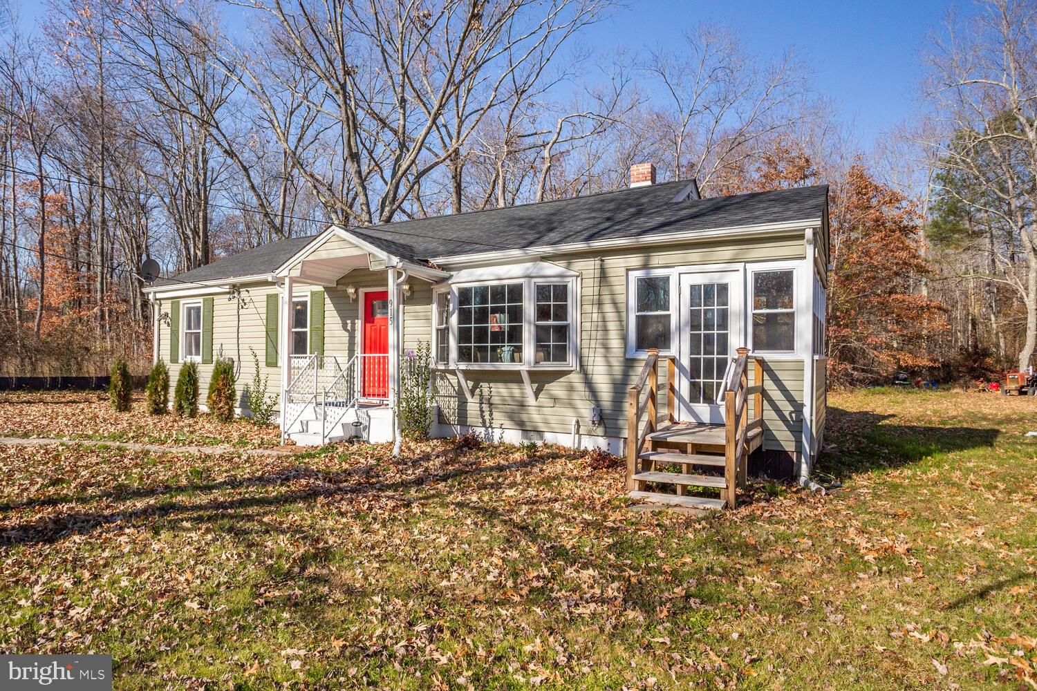 915 Forrester Road Churchton, MD 20733 - Photo 4 of 31 Gallery Image 4