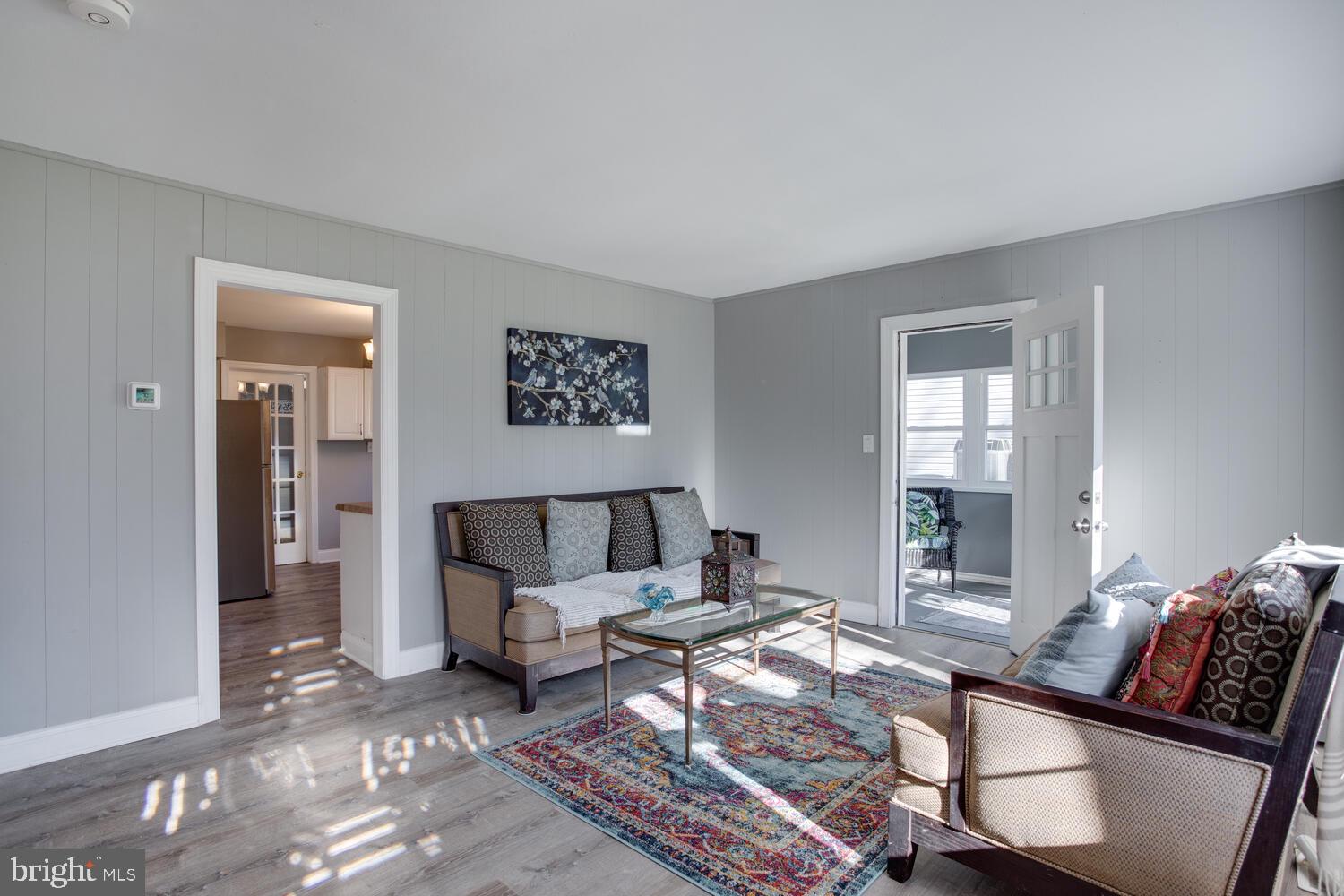 915 Forrester Road Churchton, MD 20733 - Photo 5 of 31 Living area