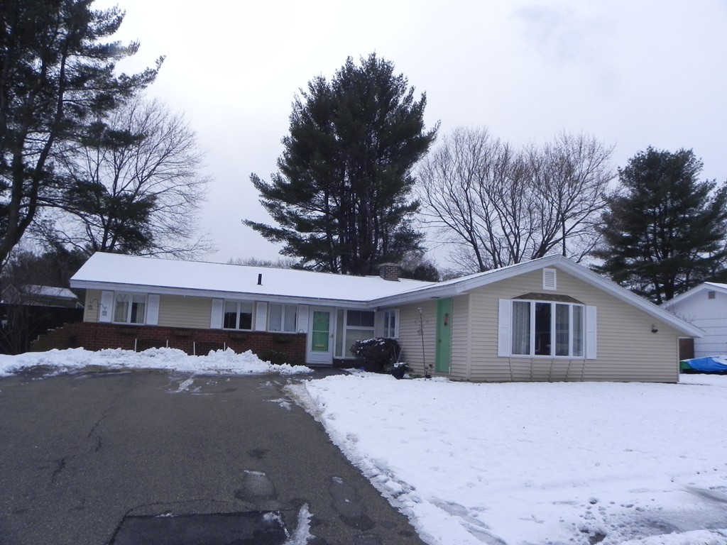 46 North Belgian Road Danvers, MA 01923 - Photo 2 of 25 Gallery Image 2