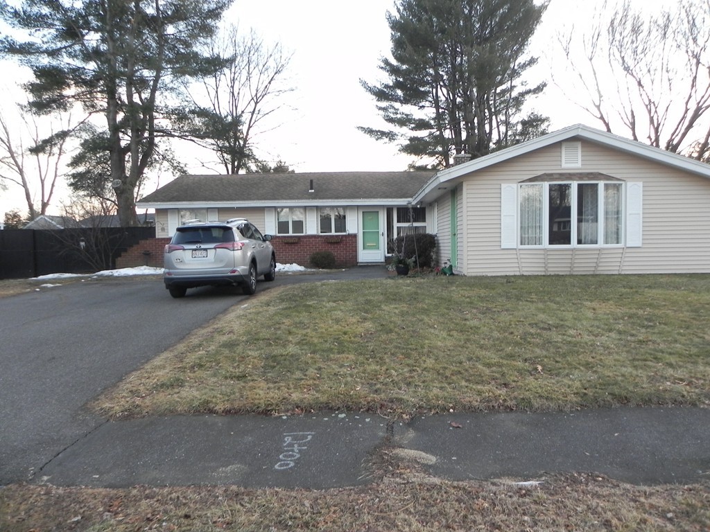 46 North Belgian Road Danvers, MA 01923 - Photo 3 of 25 Gallery Image 3