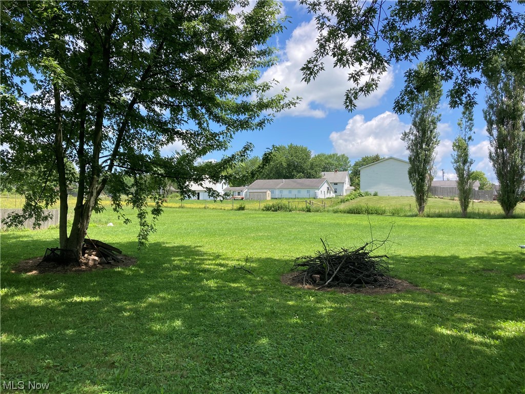 17322 Kinsman Road Middlefield, OH 44062 - Photo 13 of 35