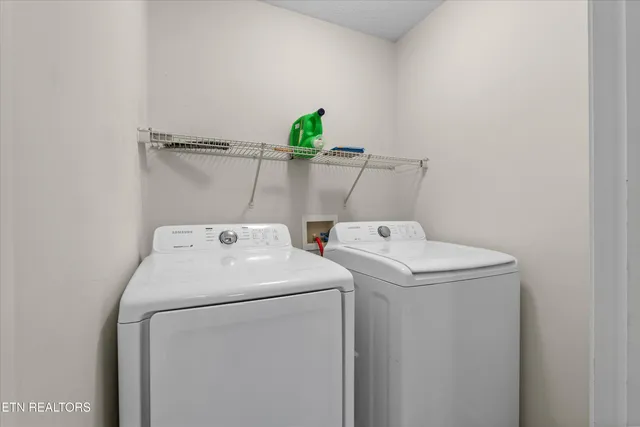 $455,000 | 151 Huntington Lane, Heiskell, TN 37754