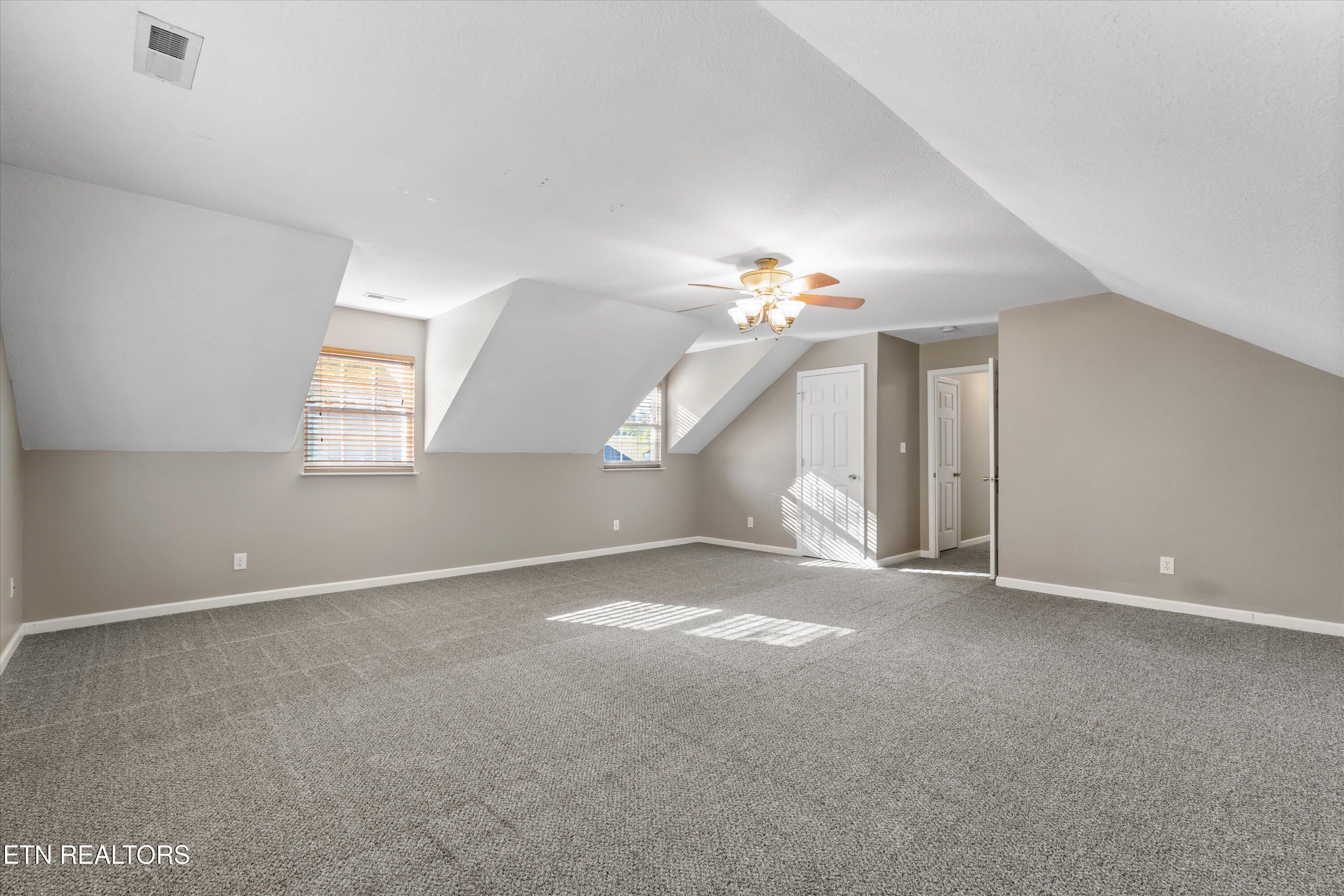 151 Huntington Lane Heiskell, TN 37754 - Photo 29 of 40 29-151 Huntington Ln 25