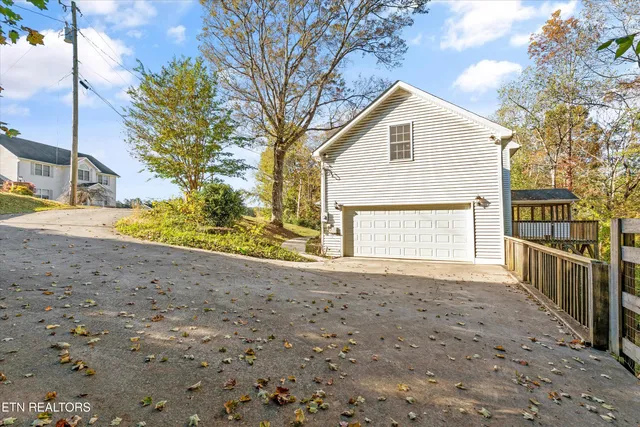 $455,000 | 151 Huntington Lane, Heiskell, TN 37754