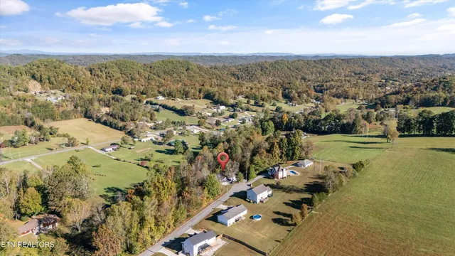 $455,000 | 151 Huntington Lane, Heiskell, TN 37754