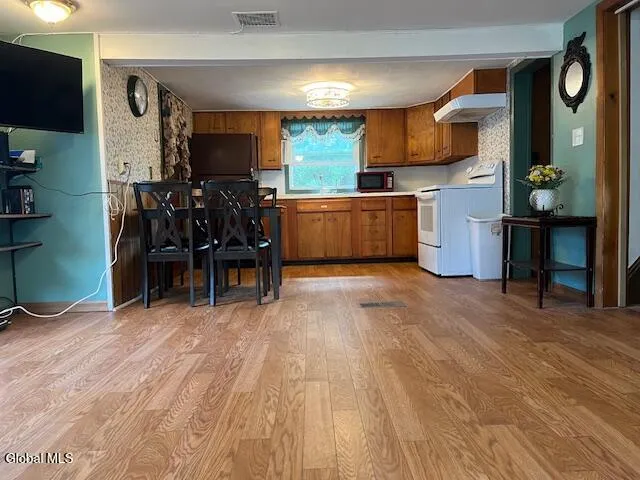 $214,900 | 12 Cottage Lane, Bethlehem, NY 12158