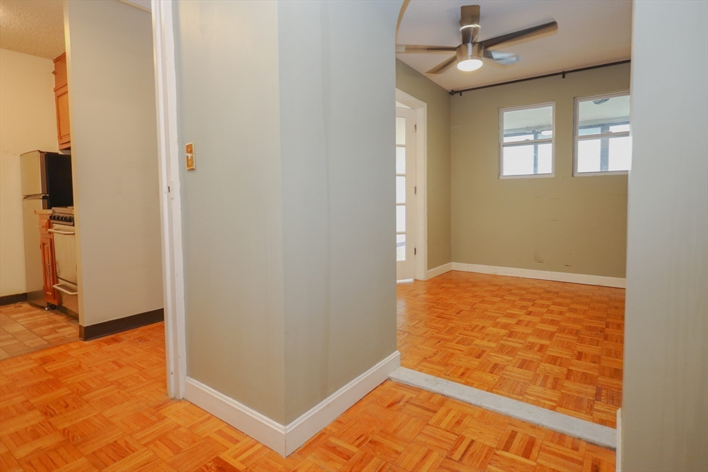 566 Commonwealth Avenue, Unit 304 Boston, MA 02215 - Photo 14 of 29