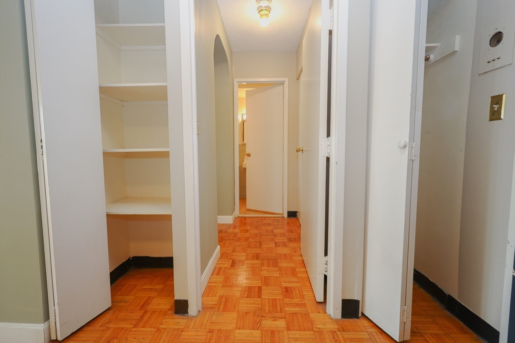 566 Commonwealth Avenue, Unit 304 Boston, MA 02215 - Photo 17 of 29