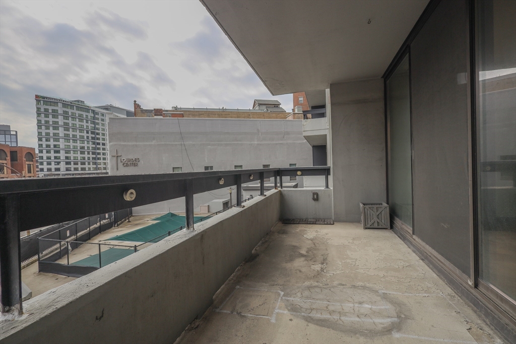 566 Commonwealth Avenue, Unit 304 Boston, MA 02215 - Photo 18 of 29