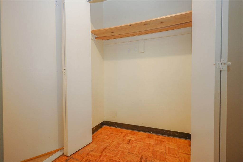566 Commonwealth Avenue, Unit 304 Boston, MA 02215 - Photo 10 of 29