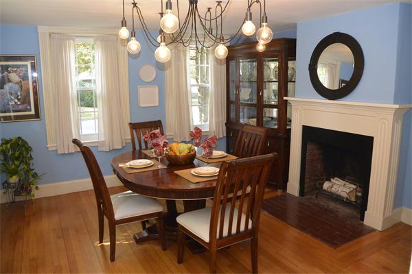 87 Harding Street Medfield, MA 02052 - Photo 8 of 30 Gallery Image 8
