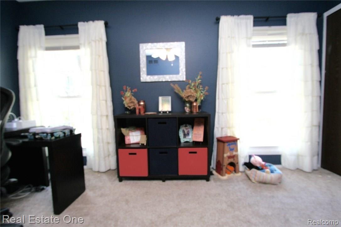1400 Crescent Lane Rochester, MI 48306 - Photo 19 of 25 IMG_5867.jpg