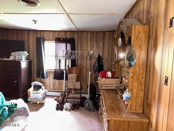 $180,000 | 37 Fox Street, Coeymans, NY 12158