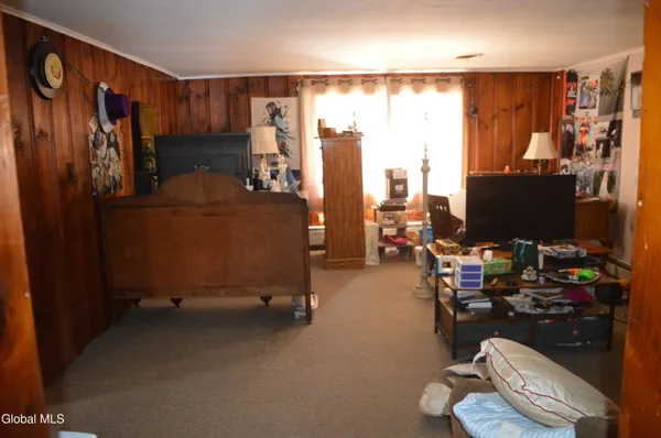 $180,000 | 37 Fox Street, Coeymans, NY 12158