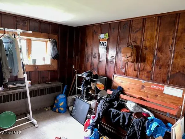 $180,000 | 37 Fox Street, Coeymans, NY 12158