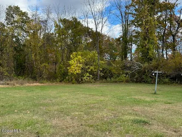 $180,000 | 37 Fox Street, Coeymans, NY 12158