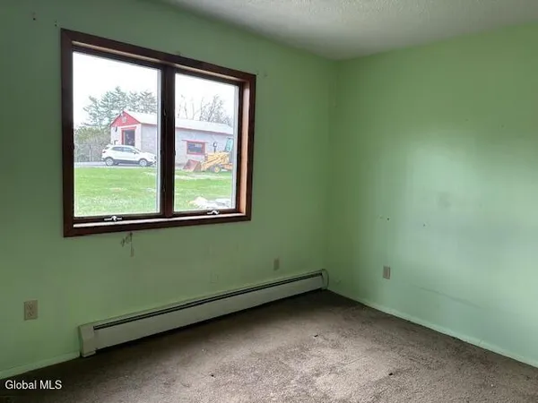 $180,000 | 37 Fox Street, Coeymans, NY 12158