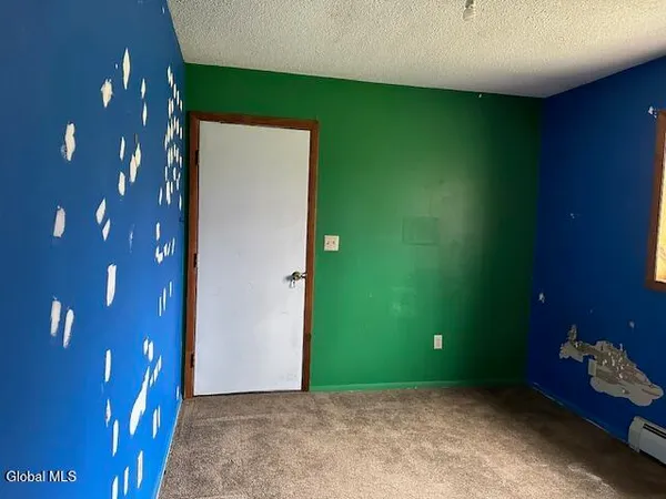 $180,000 | 37 Fox Street, Coeymans, NY 12158