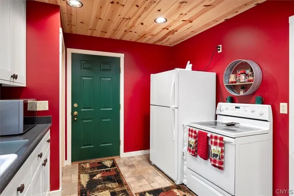 $430,000 | 8155 Number 4 Road, New Bremen, NY 13367