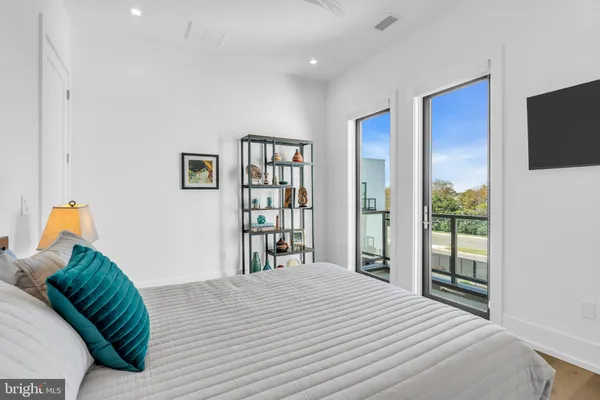$3,895,000 | 200 North Ocean Avenue, Unit 13, Long Branch, NJ 07740