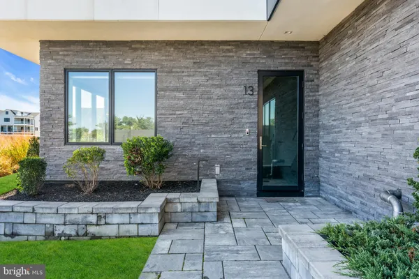 $3,895,000 | 200 North Ocean Avenue, Unit 13, Long Branch, NJ 07740