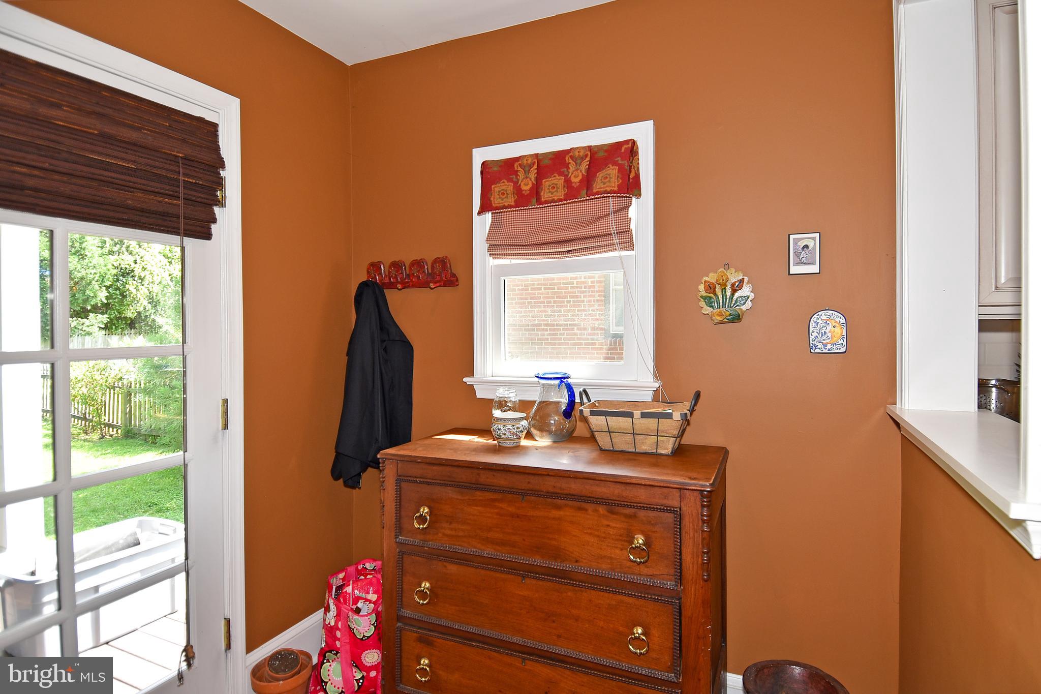 4729 16th Road North Arlington, VA 22207 - Photo 8 of 23