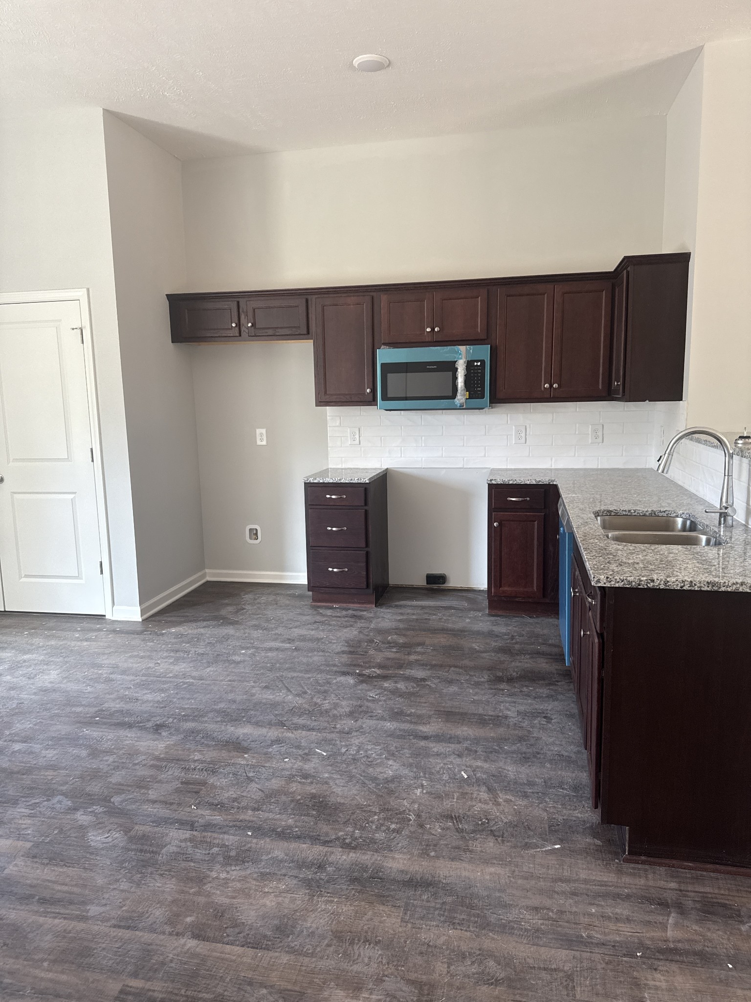 147 Timber Circle Manchester, TN 37355 - Photo 4 of 15