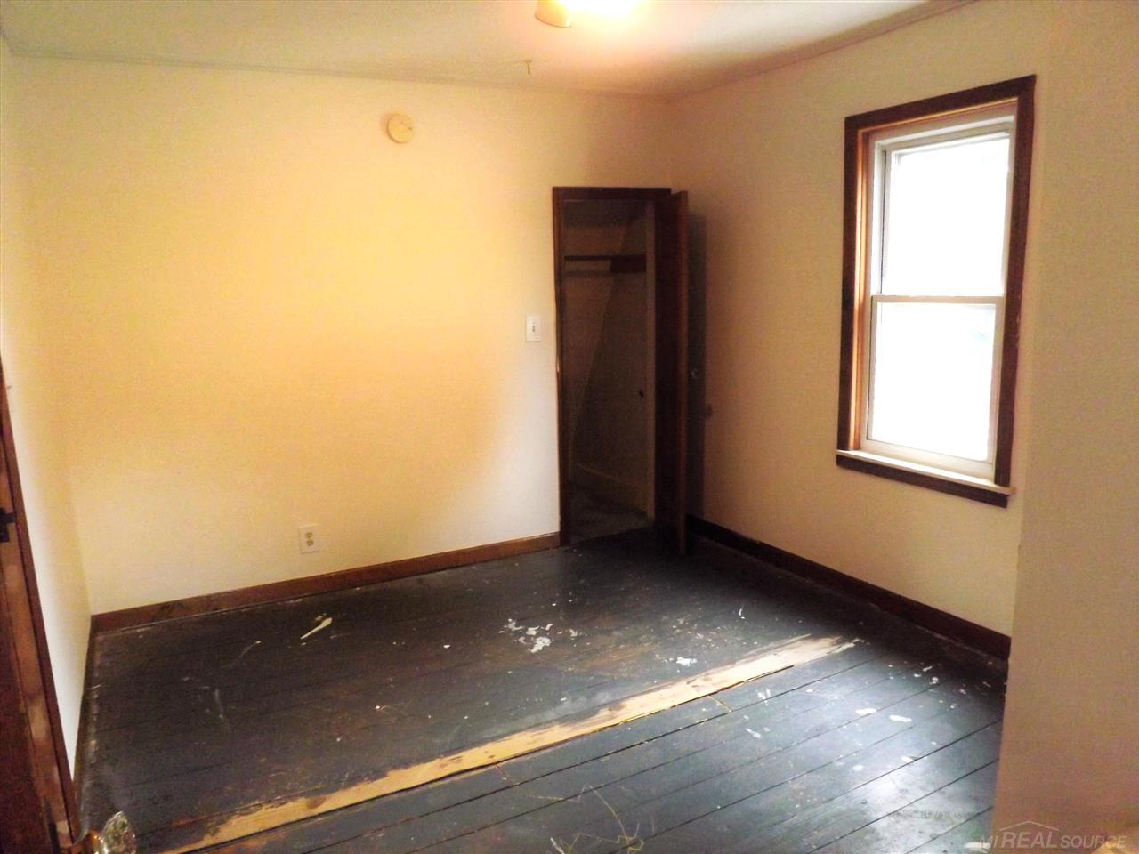 703 1st Street Rochester, MI 48307 - Photo 10 of 15