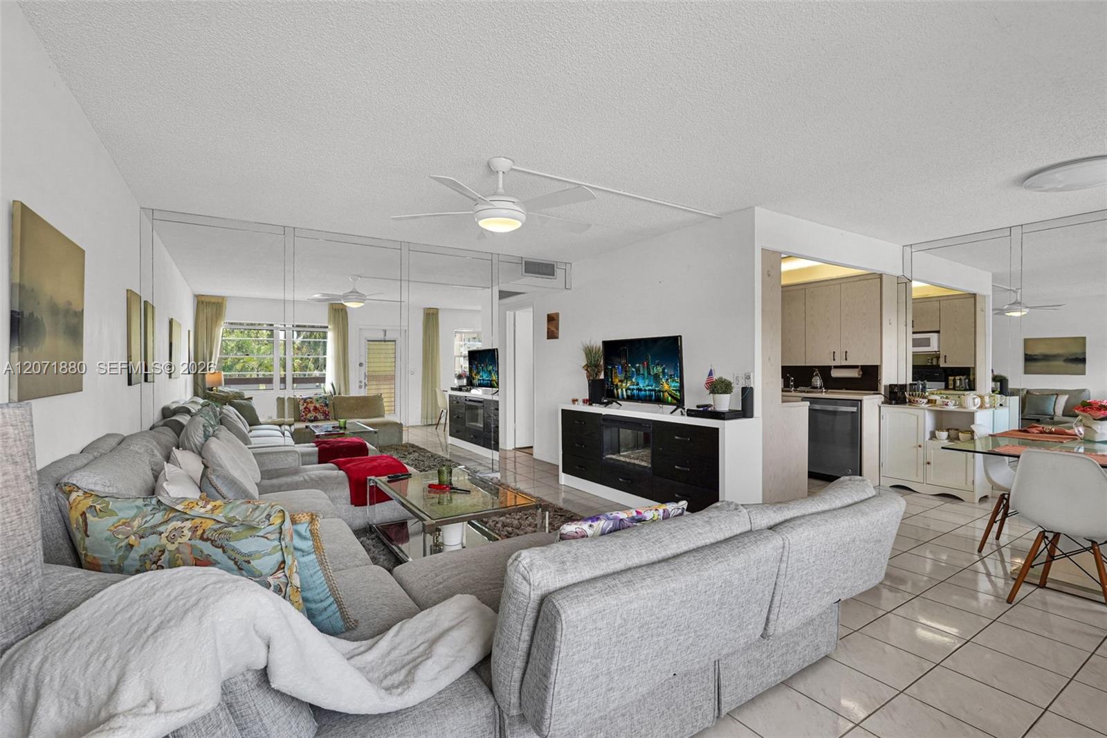 2017 Cornwall East, Unit 2017 Boca Raton, FL 33434 - Photo 12 of 27 Gallery Image 12