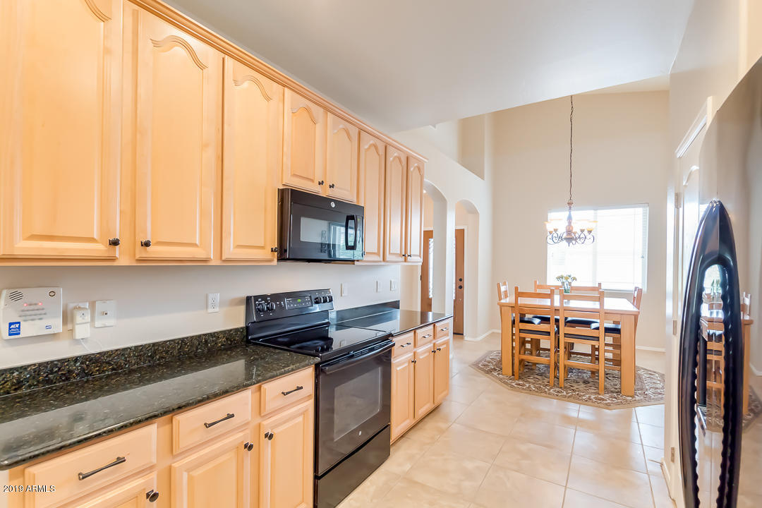 19216 North Lariat Road Maricopa, AZ 85138 - Photo 17 of 40 17-Lariat