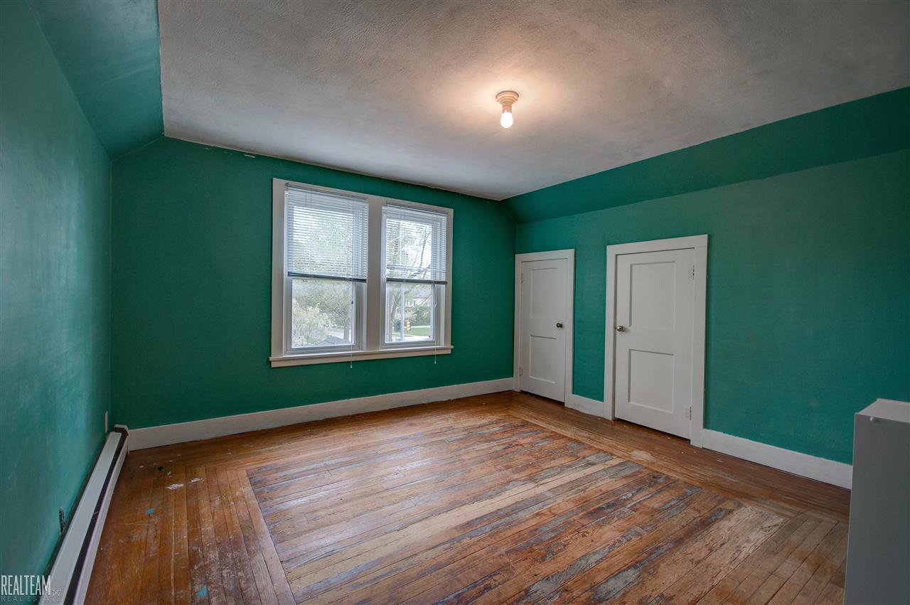 262 West St Clair Street Romeo, MI 48065 - Photo 20 of 31 31290562-19.JPG